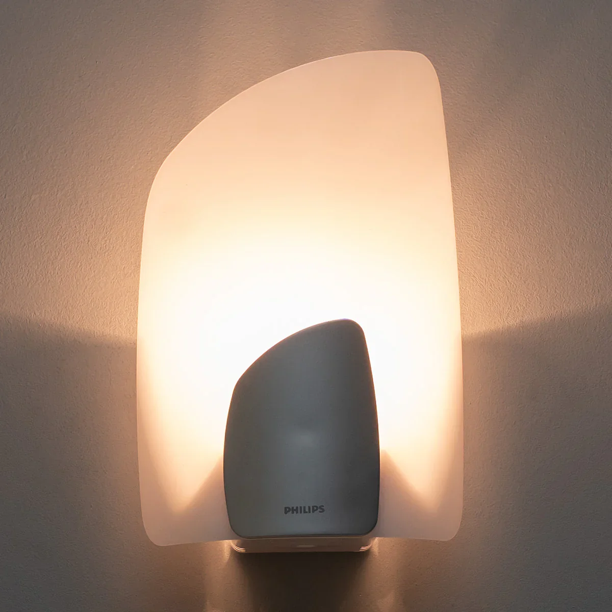 uploads/product/17443623462_Sigma wall light B22-p.webp